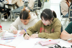 มรภ.เทพสตรี ร่วมกับ จังหวัดลพบุรี และสำนักงานทรัพยากรธรรมชาติและสิ่งแวดล้อมจังหวัดลพบุรี อบรมถ่ายทอดเทคโนโลยีการผลิตอาหารลิงสำเร็จรูปและการบริหารจัดการด้านการให้อาหารอย่างเป็นระบบ