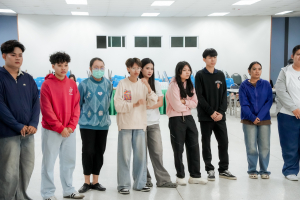 มรภ.เทพสตรี ร่วมกับ จังหวัดลพบุรี และสำนักงานทรัพยากรธรรมชาติและสิ่งแวดล้อมจังหวัดลพบุรี อบรมถ่ายทอดเทคโนโลยีการผลิตอาหารลิงสำเร็จรูปและการบริหารจัดการด้านการให้อาหารอย่างเป็นระบบ