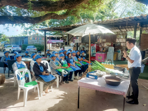 ศูนย์ส่งเสริมการจัดการศึกษาตามพระบรมราโชบาย มรภ.เทพสตรี จัดอบรมการทำฟักทองกรอบ ส่งเสริมอาชีพ ลดรายจ่าย เพิ่มรายได้ให้แก่ประชาชน