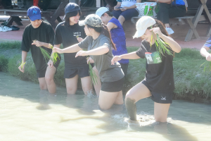 รร.สาธิต มรภ.เทพสตรี น้อมนำศาสตร์พระราชา จัดโครงการพัฒนาทักษะชีวิตตามศาสตร์พระราชาให้แก่นักเรียนชั้นมัธยมศึกษาปีที่ 5