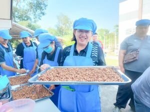 ศูนย์ส่งเสริมการจัดการศึกษาตามพระบรมราโชบาย มรภ.เทพสตรี จัดอบรมการทำถั่วกรอบแก้ว สร้างอาชีพ เสริมรายได้ และพึ่งพาตนเองได้อย่างยั่งยืนตามหลักปรัชญาเศรษฐกิจพอเพียง