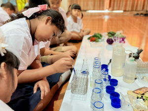 คณะวิทยาศาสตร์ฯ มรภ.เทพสตรี ลงพื้นที่จัดกิจกรรมส่งเสริมทักษะวิทยาศาสตร์ ณ โรงเรียนวัดธรรมิการาม