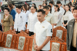 มรภ.เทพสตรี ร่วมพิธีทำบุญตักบาตรเนื่องในโอกาสวันส่งท้ายปีเก่า ต้อนรับปีใหม่