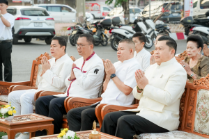 มรภ.เทพสตรี ร่วมพิธีทำบุญตักบาตรเนื่องในโอกาสวันส่งท้ายปีเก่า ต้อนรับปีใหม่