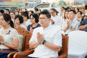 มรภ.เทพสตรี ร่วมพิธีทำบุญตักบาตรเนื่องในโอกาสวันส่งท้ายปีเก่า ต้อนรับปีใหม่