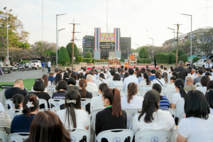 มรภ.เทพสตรี ร่วมพิธีทำบุญตักบาตรเนื่องในโอกาสวันส่งท้ายปีเก่า ต้อนรับปีใหม่