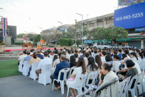 มรภ.เทพสตรี ร่วมพิธีทำบุญตักบาตรเนื่องในโอกาสวันส่งท้ายปีเก่า ต้อนรับปีใหม่