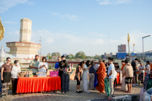มรภ.เทพสตรี ร่วมพิธีทำบุญตักบาตรเนื่องในโอกาสวันส่งท้ายปีเก่า ต้อนรับปีใหม่