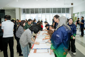 มรภ.เทพสตรี จัดเลือกตั้งกรรมการสรรหา ผอ.สำนักศิลปะและวัฒนธรรม ประเภทผู้แทนข้าราชการ และพนักงาน