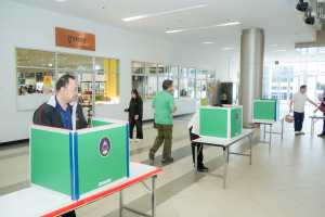 มรภ.เทพสตรี จัดเลือกตั้งกรรมการสรรหา ผอ.สำนักศิลปะและวัฒนธรรม ประเภทผู้แทนข้าราชการ และพนักงาน