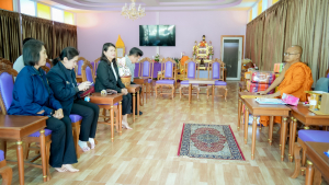 ทีมผู้บริหารและผู้แทนบุคลากร มรภ.เทพสตรี เข้านมัสการพระธรรมวชิรสุนทร เจ้าคณะจังหวัดลพบุรี เสริมสิริมงคลและสานสัมพันธ์ความร่วมมือทางการศึกษา