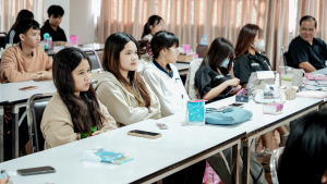 คณะเทคโนโลยีสารสนเทศ จัดอบรม 