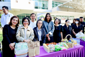 คณะวิทยาการจัดการ จัดพิธีทำบุญตักบาตรรับปีใหม่ พร้อมจัดโครงการสานสัมพันธ์พี่น้องวิทยาการจัดการ