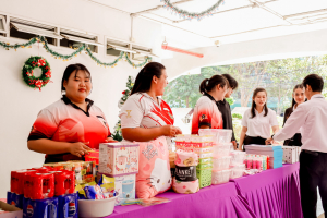 คณะวิทยาการจัดการ จัดพิธีทำบุญตักบาตรรับปีใหม่ พร้อมจัดโครงการสานสัมพันธ์พี่น้องวิทยาการจัดการ