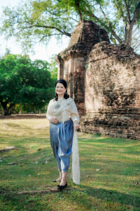 มรภ.เทพสตรี ร่วมสืบสานอัตลักษณ์เมืองละโว้ นำผู้บริหาร คณาจารย์ และบุคลากร แต่งกายย้อนยุค ถ่ายทำ MV ประชาสัมพันธ์งานแผ่นดินสมเด็จพระนารายณ์มหาราช ประจำปี พ.ศ. 2569