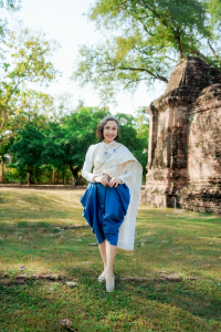 มรภ.เทพสตรี ร่วมสืบสานอัตลักษณ์เมืองละโว้ นำผู้บริหาร คณาจารย์ และบุคลากร แต่งกายย้อนยุค ถ่ายทำ MV ประชาสัมพันธ์งานแผ่นดินสมเด็จพระนารายณ์มหาราช ประจำปี พ.ศ. 2569