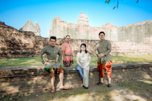 มรภ.เทพสตรี ร่วมสืบสานอัตลักษณ์เมืองละโว้ นำผู้บริหาร คณาจารย์ และบุคลากร แต่งกายย้อนยุค ถ่ายทำ MV ประชาสัมพันธ์งานแผ่นดินสมเด็จพระนารายณ์มหาราช ประจำปี พ.ศ. 2569