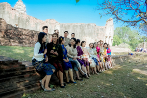 มรภ.เทพสตรี ร่วมสืบสานอัตลักษณ์เมืองละโว้ นำผู้บริหาร คณาจารย์ และบุคลากร แต่งกายย้อนยุค ถ่ายทำ MV ประชาสัมพันธ์งานแผ่นดินสมเด็จพระนารายณ์มหาราช ประจำปี พ.ศ. 2569