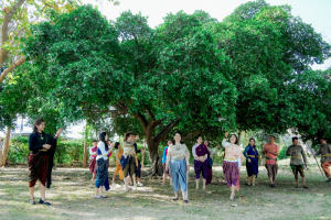 มรภ.เทพสตรี ร่วมสืบสานอัตลักษณ์เมืองละโว้ นำผู้บริหาร คณาจารย์ และบุคลากร แต่งกายย้อนยุค ถ่ายทำ MV ประชาสัมพันธ์งานแผ่นดินสมเด็จพระนารายณ์มหาราช ประจำปี พ.ศ. 2569