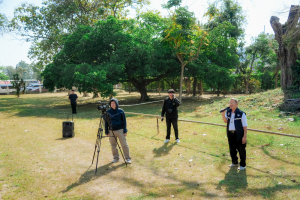 มรภ.เทพสตรี ร่วมสืบสานอัตลักษณ์เมืองละโว้ นำผู้บริหาร คณาจารย์ และบุคลากร แต่งกายย้อนยุค ถ่ายทำ MV ประชาสัมพันธ์งานแผ่นดินสมเด็จพระนารายณ์มหาราช ประจำปี พ.ศ. 2569