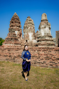 มรภ.เทพสตรี ร่วมสืบสานอัตลักษณ์เมืองละโว้ นำผู้บริหาร คณาจารย์ และบุคลากร แต่งกายย้อนยุค ถ่ายทำ MV ประชาสัมพันธ์งานแผ่นดินสมเด็จพระนารายณ์มหาราช ประจำปี พ.ศ. 2569