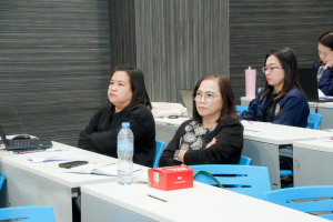 งานบริหารงานบุคคล มรภ.เทพสตรี จัดอบรมการวิเคราะห์ค่างานและประเมินค่างาน เพื่อกำหนดตำแหน่ง กรณีตำแหน่งหัวหน้างานฯ ระดับชำนาญการ