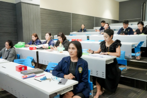 งานบริหารงานบุคคล มรภ.เทพสตรี จัดอบรมการวิเคราะห์ค่างานและประเมินค่างาน เพื่อกำหนดตำแหน่ง กรณีตำแหน่งหัวหน้างานฯ ระดับชำนาญการ