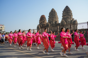 มรภ.เทพสตรี ร่วมเดินรณรงค์แต่งไทยงานแผ่นดินสมเด็จพระนารายณ์มหาราช ครั้งที่ 38 ประจำปี พ.ศ. 2569