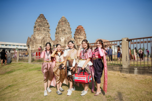 มรภ.เทพสตรี ร่วมเดินรณรงค์แต่งไทยงานแผ่นดินสมเด็จพระนารายณ์มหาราช ครั้งที่ 38 ประจำปี พ.ศ. 2569