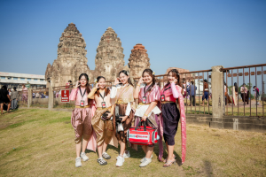 มรภ.เทพสตรี ร่วมเดินรณรงค์แต่งไทยงานแผ่นดินสมเด็จพระนารายณ์มหาราช ครั้งที่ 38 ประจำปี พ.ศ. 2569