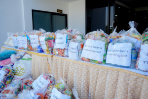 มรภ.เทพสตรี ส่งต่อน้ำใจ มอบสิ่งของอุปโภคบริโภคแก่ ร.31 รอ. เพื่อนำไปมอบแก่ทหารและประชาชนในพื้นที่ชายแดนไทย-กัมพูชา