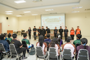 คณะมนุษยศาสตร์ฯ จัดอบรมป้องกันและระงับเหตุอัคคีภัยเบื้องต้น การดับเพลิงและอพยพหนีไฟ