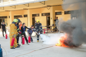 คณะมนุษยศาสตร์ฯ จัดอบรมป้องกันและระงับเหตุอัคคีภัยเบื้องต้น การดับเพลิงและอพยพหนีไฟ