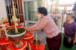 มรภ.เทพสตรี ร่วมพิธีพุทธาภิเษกเข็มกลัดที่ระลึกงานแผ่นดินสมเด็จพระนารายณ์มหาราช ประจำปี พ.ศ. 2569 รุ่นนั่งบัลลังก์ ครบรอบ 370 ปี แห่งการขึ้นครองราชย์ เพื่อมอบให้ผู้ร่วมรำบวงสรวงและคณะกรรมการจัดงานแผ่นดินฯ เพื่อความเป็นสิริมงคล
