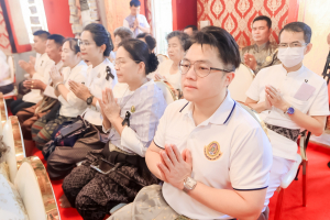 มรภ.เทพสตรี ร่วมพิธีพุทธาภิเษกเข็มกลัดที่ระลึกงานแผ่นดินสมเด็จพระนารายณ์มหาราช ประจำปี พ.ศ. 2569 รุ่นนั่งบัลลังก์ ครบรอบ 370 ปี แห่งการขึ้นครองราชย์ เพื่อมอบให้ผู้ร่วมรำบวงสรวงและคณะกรรมการจัดงานแผ่นดินฯ เพื่อความเป็นสิริมงคล