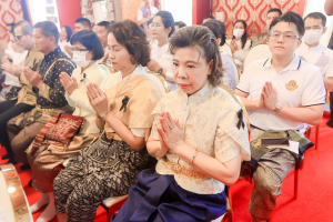 มรภ.เทพสตรี ร่วมพิธีพุทธาภิเษกเข็มกลัดที่ระลึกงานแผ่นดินสมเด็จพระนารายณ์มหาราช ประจำปี พ.ศ. 2569 รุ่นนั่งบัลลังก์ ครบรอบ 370 ปี แห่งการขึ้นครองราชย์ เพื่อมอบให้ผู้ร่วมรำบวงสรวงและคณะกรรมการจัดงานแผ่นดินฯ เพื่อความเป็นสิริมงคล