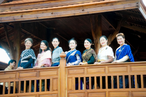 อธิการบดี มรภ.เทพสตรี ร่วมสืบสานอัตลักษณ์เมืองละโว้ แต่งกายย้อนยุค ถ่ายทำ MV ประชาสัมพันธ์งานแผ่นดินสมเด็จพระนารายณ์มหาราช ประจำปี พ.ศ. 2569 ร่วมกับหัวหน้าส่วนราชการในจังหวัดลพบุรี