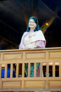 อธิการบดี มรภ.เทพสตรี ร่วมสืบสานอัตลักษณ์เมืองละโว้ แต่งกายย้อนยุค ถ่ายทำ MV ประชาสัมพันธ์งานแผ่นดินสมเด็จพระนารายณ์มหาราช ประจำปี พ.ศ. 2569 ร่วมกับหัวหน้าส่วนราชการในจังหวัดลพบุรี