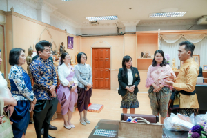 อธิการบดี มรภ.เทพสตรี นำคณะผู้บริหาร อาจารย์ และผู้แทนบุคลากร เข้าคารวะขอพรปีใหม่ผู้ว่าราชการจังหวัดลพบุรี และคณะรองผู้ว่าราชการจังหวัดลพบุรี