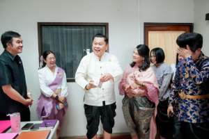 อธิการบดี มรภ.เทพสตรี นำคณะผู้บริหาร อาจารย์ และผู้แทนบุคลากร เข้าคารวะขอพรปีใหม่ผู้ว่าราชการจังหวัดลพบุรี และคณะรองผู้ว่าราชการจังหวัดลพบุรี