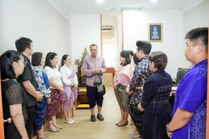 อธิการบดี มรภ.เทพสตรี นำคณะผู้บริหาร อาจารย์ และผู้แทนบุคลากร เข้าคารวะขอพรปีใหม่ผู้ว่าราชการจังหวัดลพบุรี และคณะรองผู้ว่าราชการจังหวัดลพบุรี