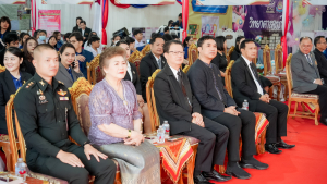 งานสื่อสารองค์กร มรภ.เทพสตรี ร่วมกับคณะวิทยาศาสตร์และเทคโนโลยี และกองบริการการศึกษา จัดบูธประชาสัมพันธ์การรับสมัครนักศึกษาเคลื่อนที่ ยกระดับการสื่อสารสู่มาตรฐานสากล