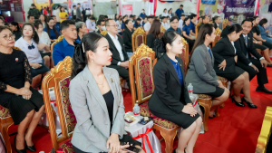 งานสื่อสารองค์กร มรภ.เทพสตรี ร่วมกับคณะวิทยาศาสตร์และเทคโนโลยี และกองบริการการศึกษา จัดบูธประชาสัมพันธ์การรับสมัครนักศึกษาเคลื่อนที่ ยกระดับการสื่อสารสู่มาตรฐานสากล