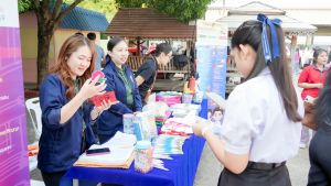 งานสื่อสารองค์กร มรภ.เทพสตรี ร่วมกับคณะวิทยาศาสตร์และเทคโนโลยี และกองบริการการศึกษา จัดบูธประชาสัมพันธ์การรับสมัครนักศึกษาเคลื่อนที่ ยกระดับการสื่อสารสู่มาตรฐานสากล