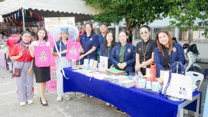 งานสื่อสารองค์กร มรภ.เทพสตรี ร่วมกับคณะวิทยาศาสตร์และเทคโนโลยี และกองบริการการศึกษา จัดบูธประชาสัมพันธ์การรับสมัครนักศึกษาเคลื่อนที่ ยกระดับการสื่อสารสู่มาตรฐานสากล