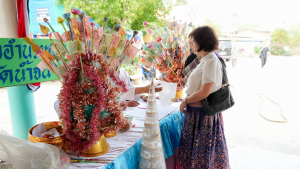 มรภ.เทพสตรี ร่วมงานบุญกำฟ้า ชุมชนไทยพวนบ้านน้ำจั้น