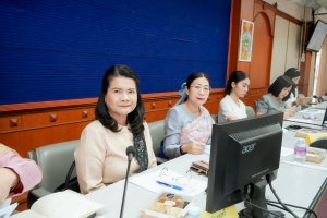 มรภ.เทพสตรี และหัวหน้าส่วนราชการ ต้อนรับคณะทำงานทางวิชาการสภากาชาดไทย ในโอกาสนิเทศและตรวจเยี่ยมโครงการส่งเสริมและพัฒนาการพูด อ่าน เขียนภาษาไทย ของโรงเรียน จ.ลพบุรี