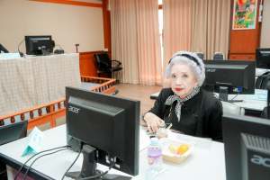 มรภ.เทพสตรี และหัวหน้าส่วนราชการ ต้อนรับคณะทำงานทางวิชาการสภากาชาดไทย ในโอกาสนิเทศและตรวจเยี่ยมโครงการส่งเสริมและพัฒนาการพูด อ่าน เขียนภาษาไทย ของโรงเรียน จ.ลพบุรี