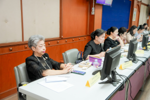 มรภ.เทพสตรี และหัวหน้าส่วนราชการ ต้อนรับคณะทำงานทางวิชาการสภากาชาดไทย ในโอกาสนิเทศและตรวจเยี่ยมโครงการส่งเสริมและพัฒนาการพูด อ่าน เขียนภาษาไทย ของโรงเรียน จ.ลพบุรี