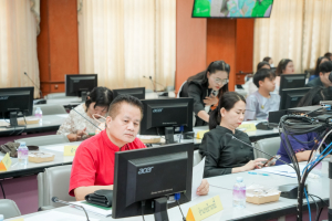มรภ.เทพสตรี และหัวหน้าส่วนราชการ ต้อนรับคณะทำงานทางวิชาการสภากาชาดไทย ในโอกาสนิเทศและตรวจเยี่ยมโครงการส่งเสริมและพัฒนาการพูด อ่าน เขียนภาษาไทย ของโรงเรียน จ.ลพบุรี